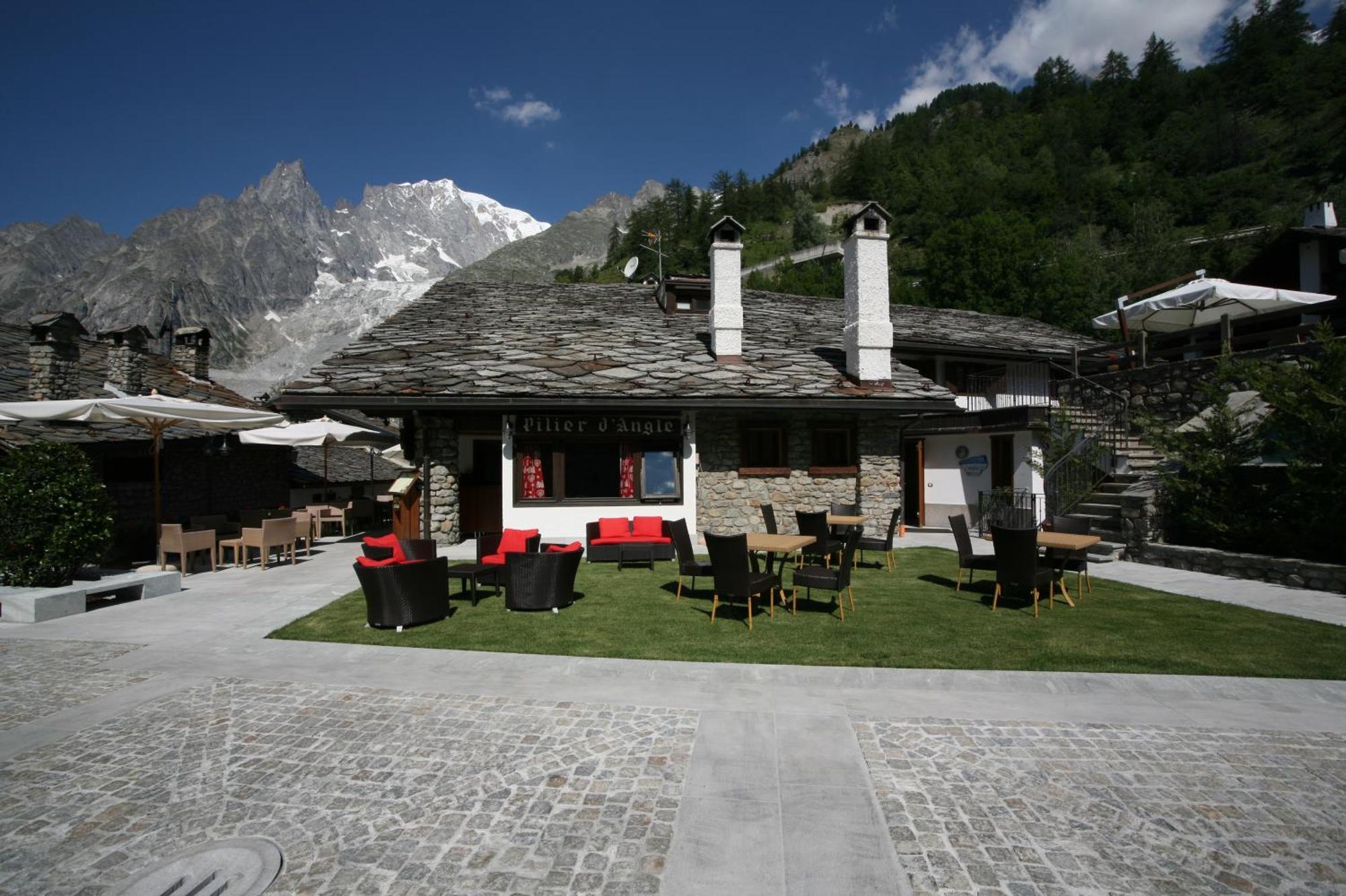 Hotel Pilier D'Angle & Wellness Courmayeur Extérieur photo