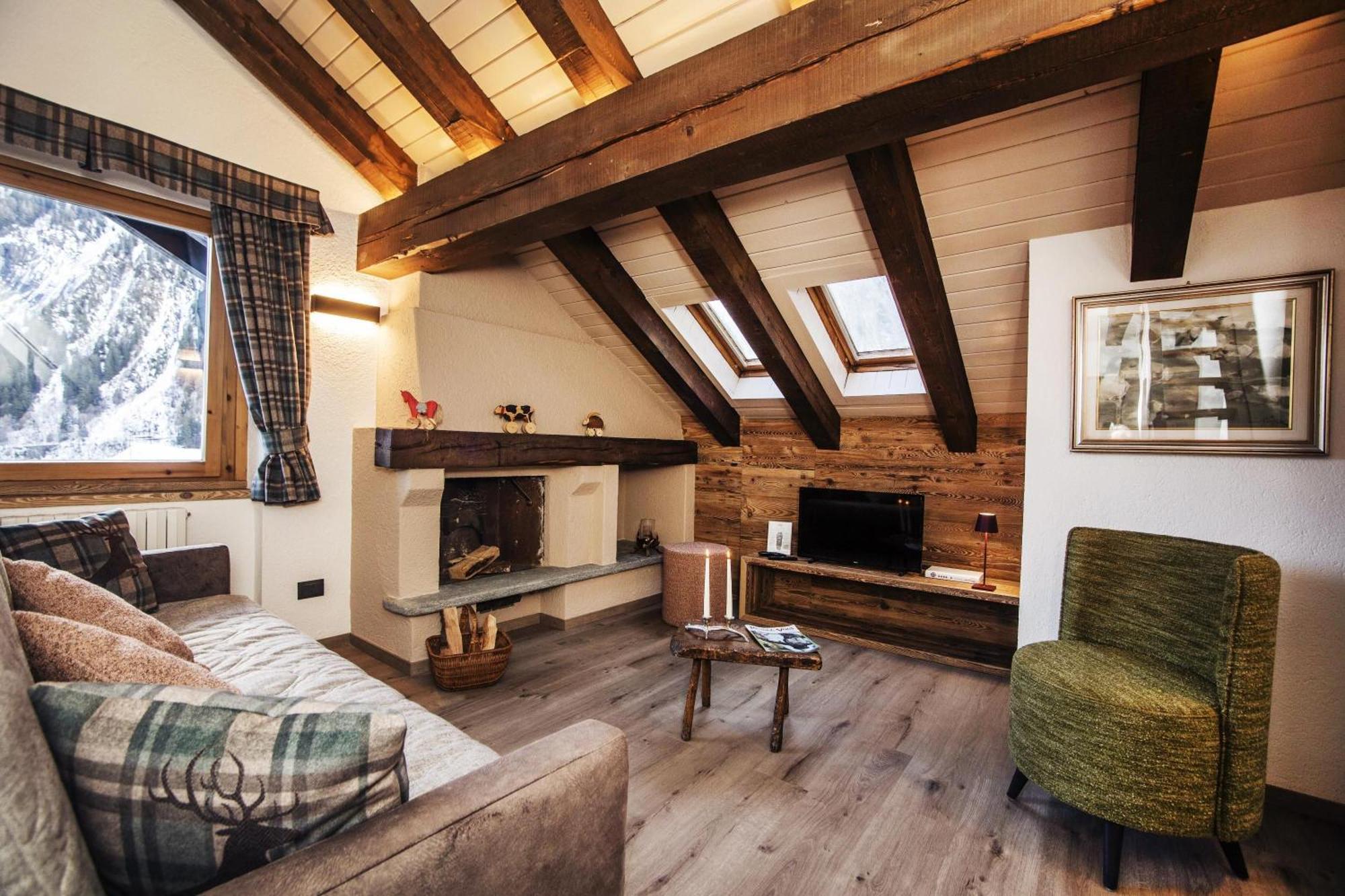 Hotel Pilier D'Angle & Wellness Courmayeur Extérieur photo